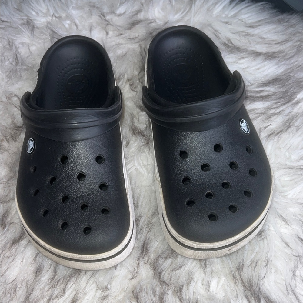 Crocs Unisex Black Rubber Coast Clog Slip On Slide Sandals